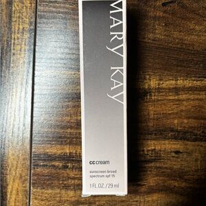 Mary Kay CC Cream SPF 15 - Tan